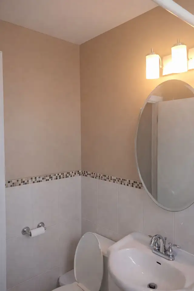 NDG Large and bright 5 1/2 for the 1st of July - Photo 6