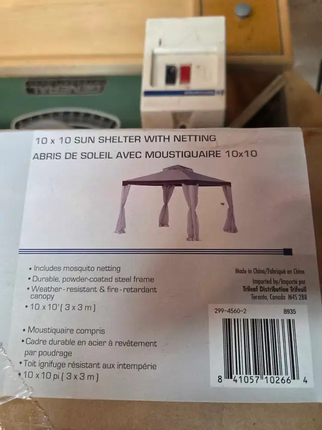 10'x10' Sun Shelter with Netting