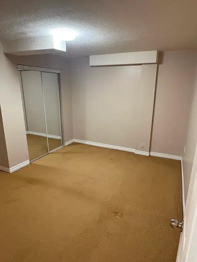 Two bed basement for rent. - Photo 4