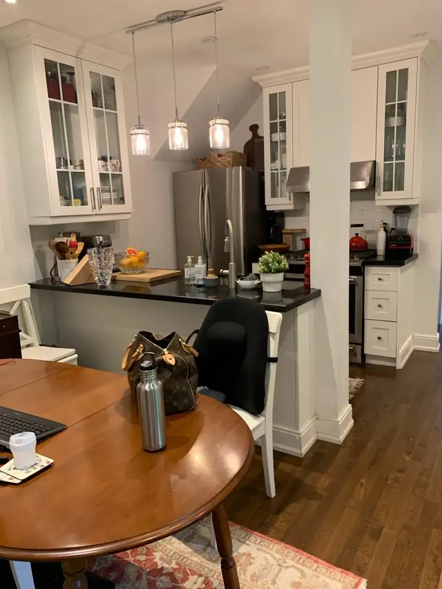 Bright, modern 2-bedroom apartment in Annex - Photo 6