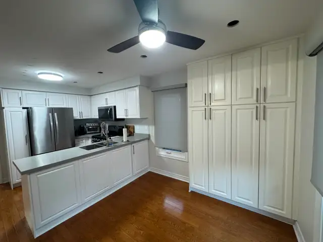 Selling Complete Kitchen/Pantry & Appliances (Read Full Ad)