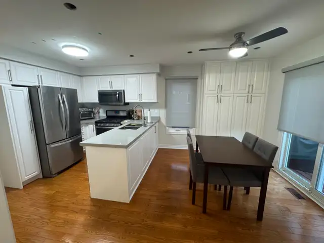 Selling Complete Kitchen/Pantry & Appliances (Read Full Ad) - Photo 2