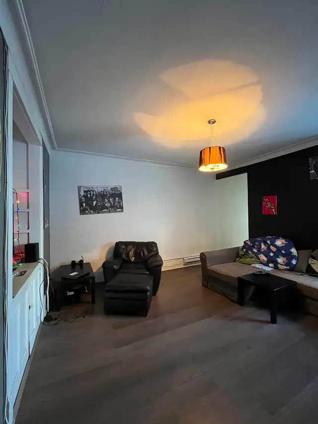 Spacieux 5 1/2 à Ahuntsic à louer - Sunny 5 1/2 for rent - Photo 2