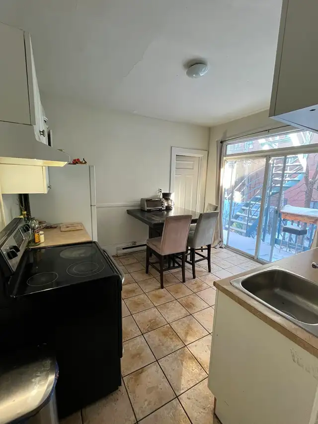 Spacieux 5 1/2 à Ahuntsic à louer - Sunny 5 1/2 for rent - Photo 8