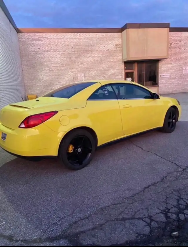 2007 Pontiac G6 GT 2D Convertible - Photo 3
