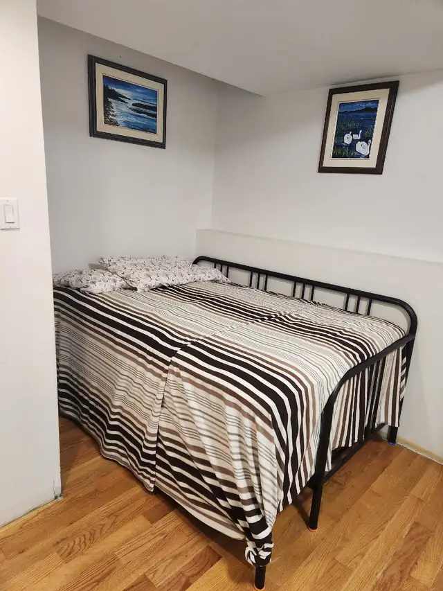 BEDROOM AVAILABLE IN BRAMPTON - Photo 2