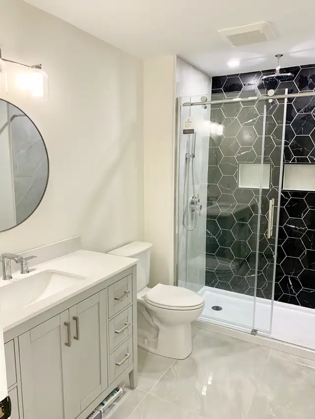 15 Mins. Walk to Trent University! - Bedroom 4 for Rent - Photo 6