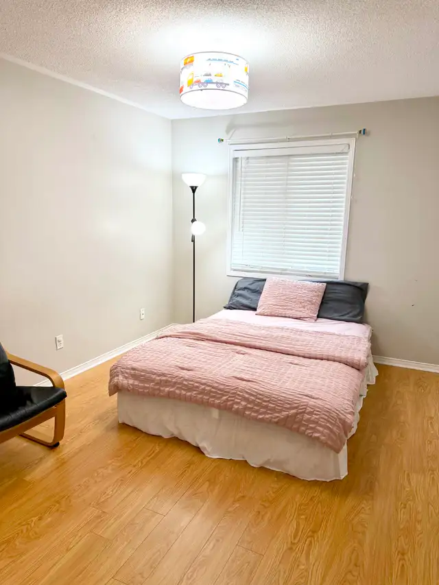 Private room available - female only - Photo 3