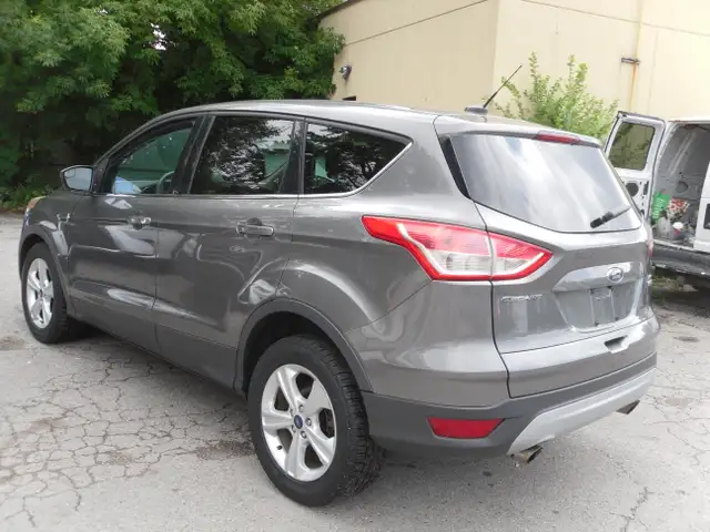 2014 Ford Escape SE - Photo 5