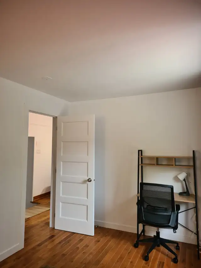 Chambres meublées à louer – Vieux-Longueuil | Tout inclus | - Photo 10