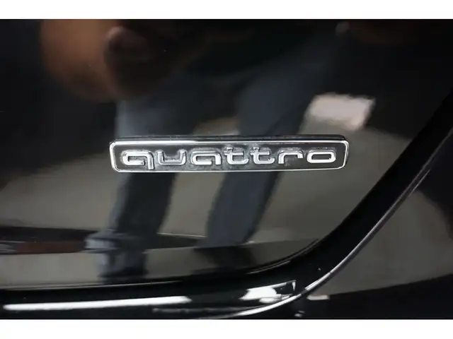 2025 Audi A4 KOMFORT 45 TFSI 2.0T QUATTRO - CUIR - TOIT OUVRANT - Photo 13