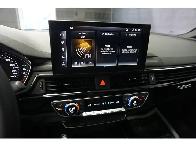 2025 Audi A4 KOMFORT 45 TFSI 2.0T QUATTRO - CUIR - TOIT OUVRANT - Photo 23