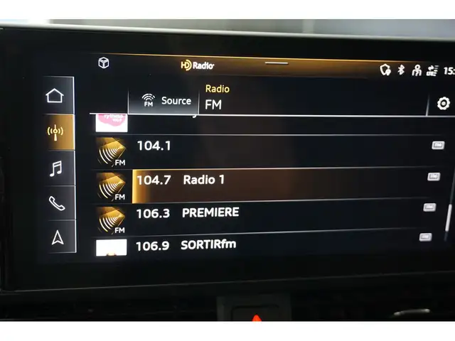 2025 Audi A4 KOMFORT 45 TFSI 2.0T QUATTRO - CUIR - TOIT OUVRANT - Photo 27