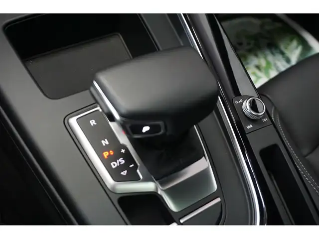 2025 Audi A4 KOMFORT 45 TFSI 2.0T QUATTRO - CUIR - TOIT OUVRANT - Photo 33