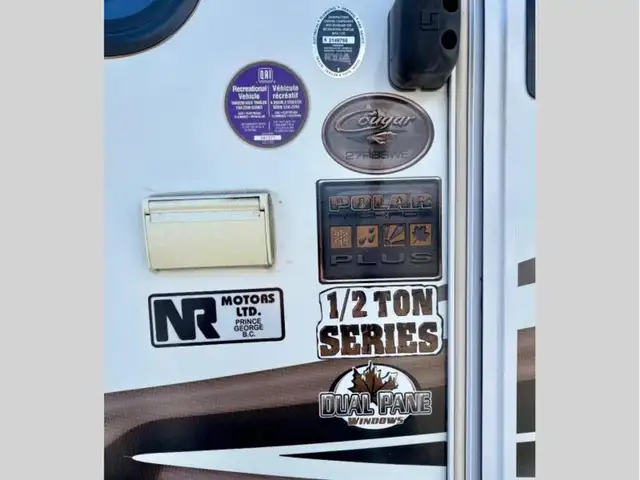 2013 Keystone RV Cougar Half-Ton Series 27RBSWE - Photo 4