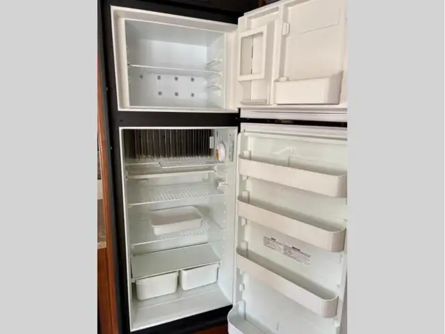 2013 Keystone RV Cougar Half-Ton Series 27RBSWE - Photo 12