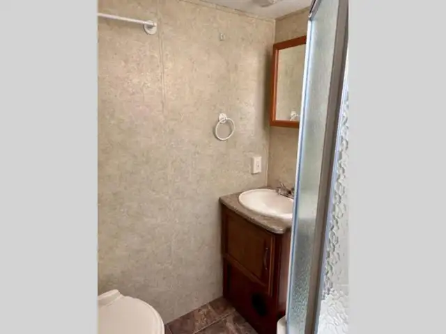 2013 Keystone RV Cougar Half-Ton Series 27RBSWE - Photo 14