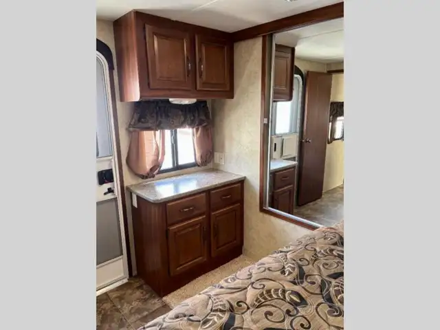 2013 Keystone RV Cougar Half-Ton Series 27RBSWE - Photo 16