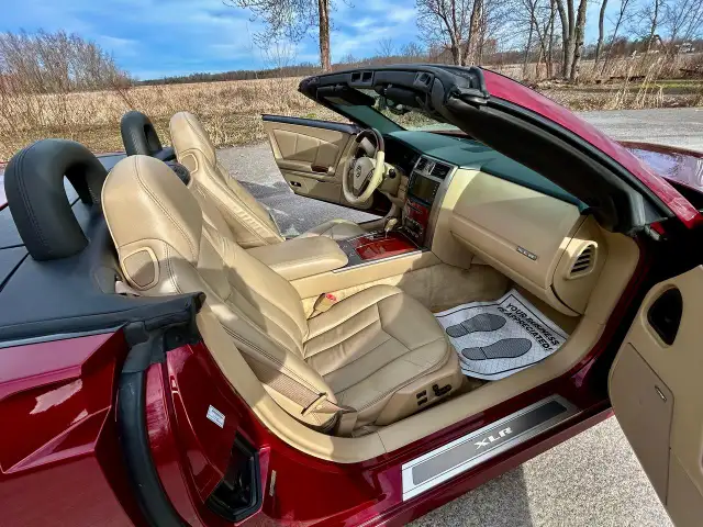 2007 Cadillac XLR Convertible 4.6L V8 RWD Auto Hard-Top Converti - Photo 22