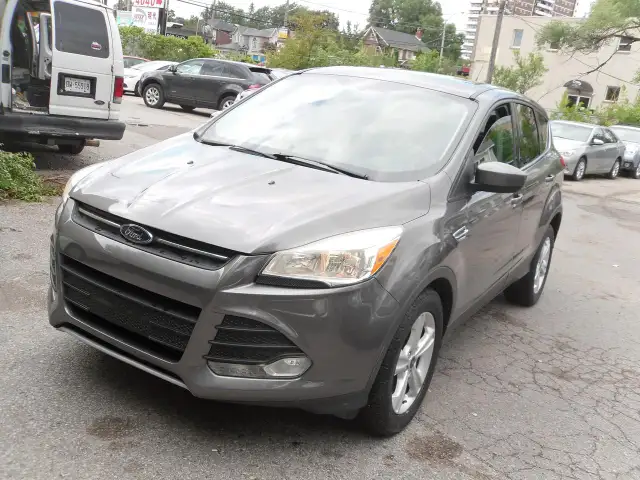 2014 Ford Escape FWD 4dr SE