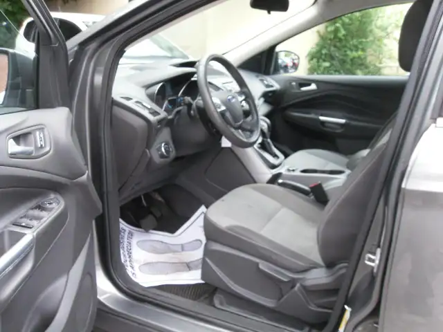 2014 Ford Escape FWD 4dr SE - Photo 5
