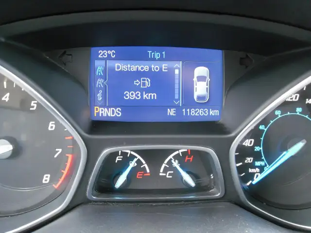 2014 Ford Escape FWD 4dr SE - Photo 10