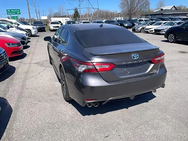 2019 Toyota Camry HYBRID SE - Photo 6