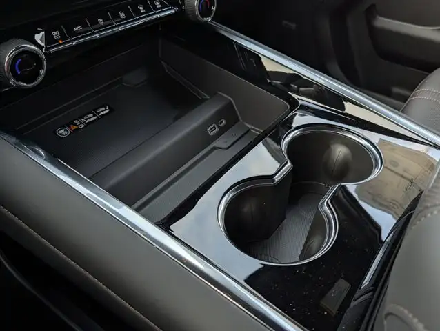 2026 Chevrolet Tahoe High Country- Max Trailering - Pano Roof - Photo 28