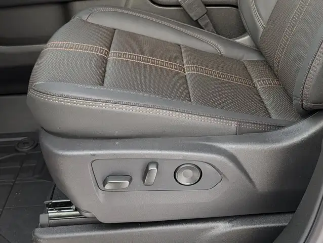 2026 Chevrolet Tahoe High Country- Max Trailering - Pano Roof - Photo 36