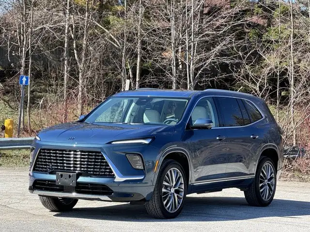 2026 Buick Enclave Avenir- Super Cruise - Trailering Pkg - Used - Photo 8