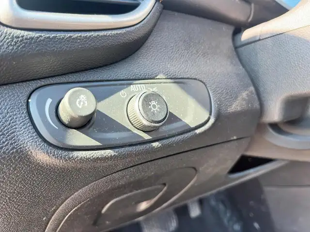 2017 Chevrolet Trax LT LT | True North Edition| Sunroof - Photo 13