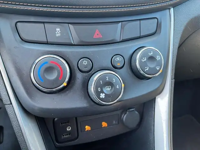 2017 Chevrolet Trax LT LT | True North Edition| Sunroof - Photo 16