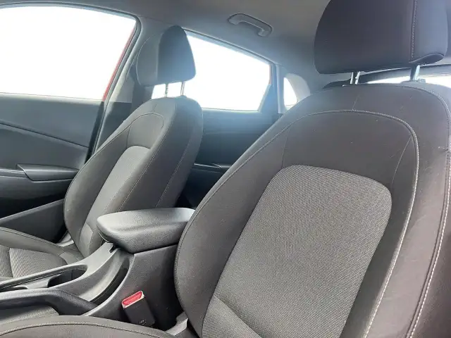 2022 Hyundai Kona 2.0L Preferred Preferred AWD | Heated Seats... - Photo 8