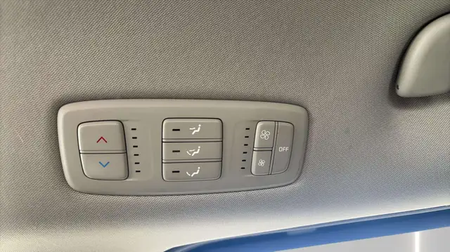 2022 Kia Carnival LX FWD Ltd Avail - Photo 13