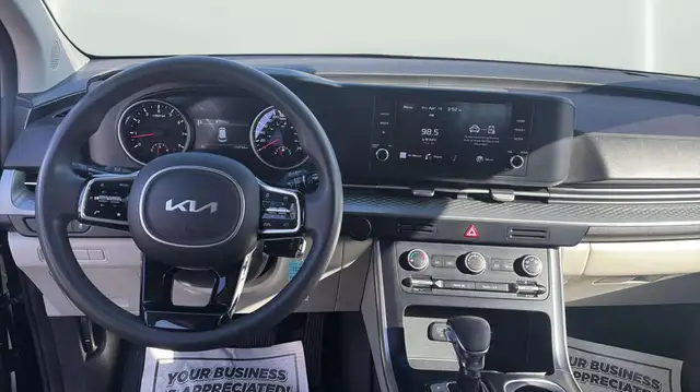 2022 Kia Carnival LX FWD Ltd Avail - Photo 18