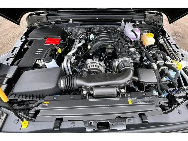 2026 Jeep Wrangler Sahara - Photo 11