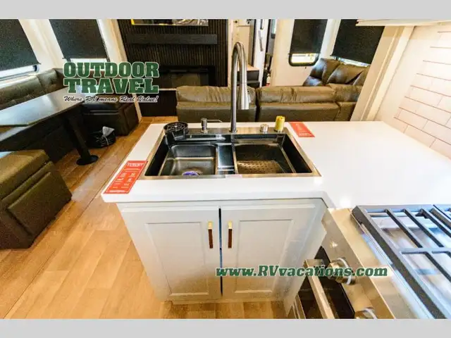 2026 Grand Design Influence 3904BH - Photo 22