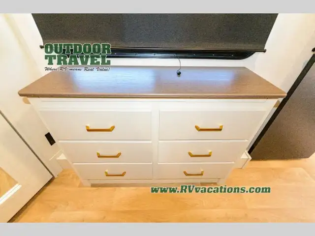 2026 Grand Design Influence 3904BH - Photo 77