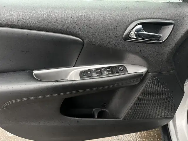 2014 Dodge Journey - Photo 10