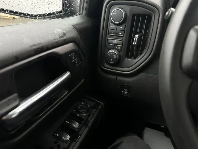 2022 Chevrolet Silverado 1500 - Photo 14