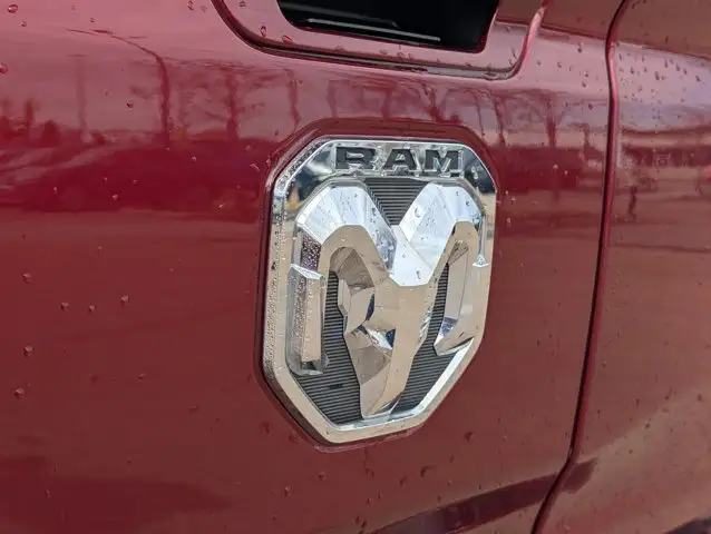 2025 Ram 1500 Tungsten - Photo 15