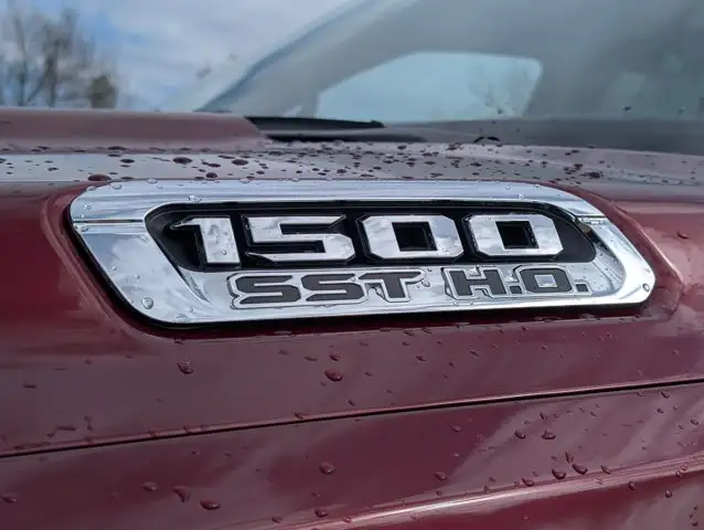 2025 Ram 1500 Tungsten - Photo 17