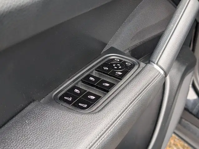 2021 Porsche Cayenne - Photo 17