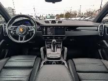 2021 Porsche Cayenne - Photo 23