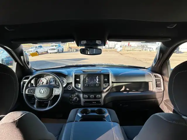 2024 RAM 1500 Tradesman SAVE OVER $20,000.00 ON THIS DEMO, BL... - Photo 14