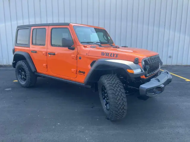 2025 Jeep Wrangler Sport WOW, DEMO WILLY'S WRANGLER, SAVE THO... - Photo 6