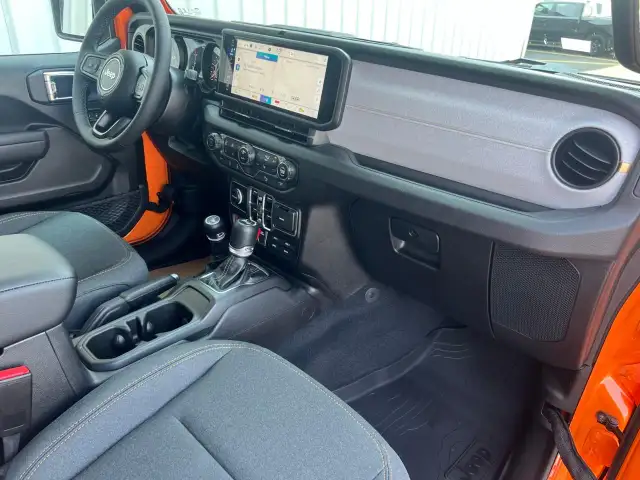2025 Jeep Wrangler Sport WOW, DEMO WILLY'S WRANGLER, SAVE THO... - Photo 19