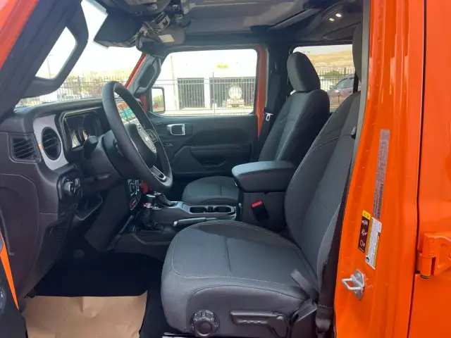 2025 Jeep Wrangler Sport WOW, DEMO WILLY'S WRANGLER, SAVE THO... - Photo 27