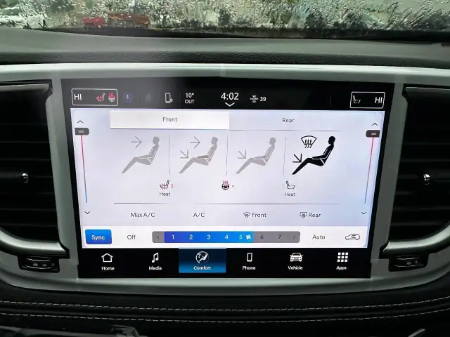 2024 Chrysler Pacifica Touring-L SAVE THOUSANDS!!!! DEMO P... - Photo 22