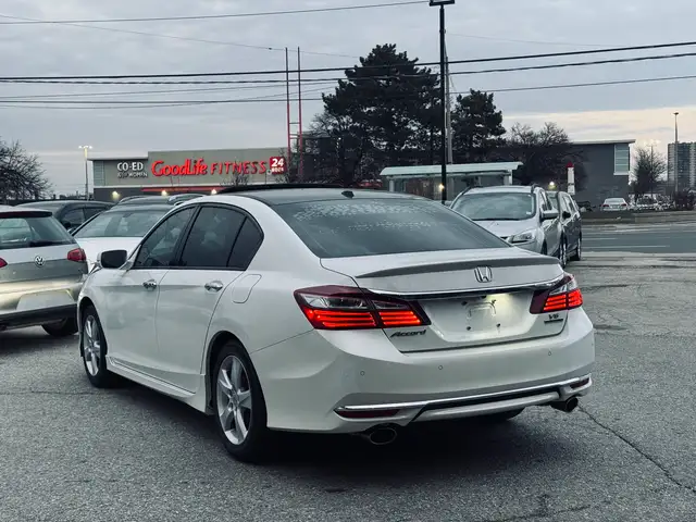 2016 Honda Accord V6 Touring - Photo 3